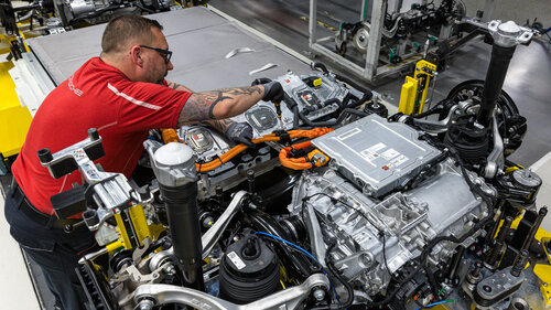 Die deutsche Industrie ist immer noch hochproduktiv – aber auch sehr teuer. Die deutsche Industrie ist immer noch hochproduktiv – aber auch sehr teuer.