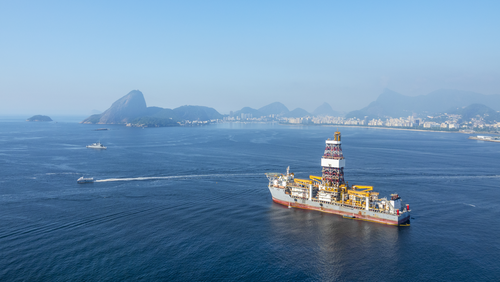 Eine Ölplattform vor der brasilianischen Küste