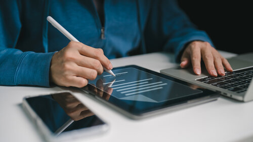 Digitale Souveränität von KMU – Begleitforschung Mittelstand-Digital Digitale Souveränität von KMU – Begleitforschung Mittelstand-Digital