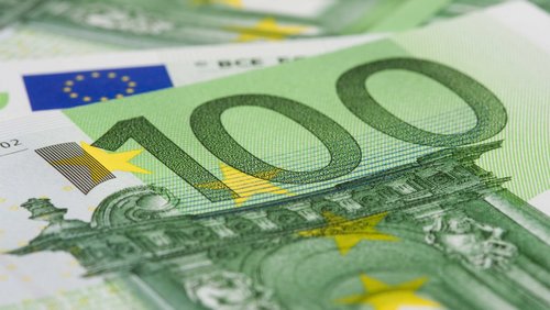 Bürger fordern im Schnitt 648 Euro von der Regierung