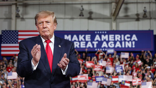 US-Präsident Trump hält in Perry, Georgia, eine Wahlkampfveranstaltung für republikanische Kandidaten aus Georgia ab