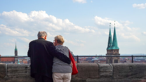 Mit Vermögen sinkt das Armutsrisiko im Alter um 38 Prozent