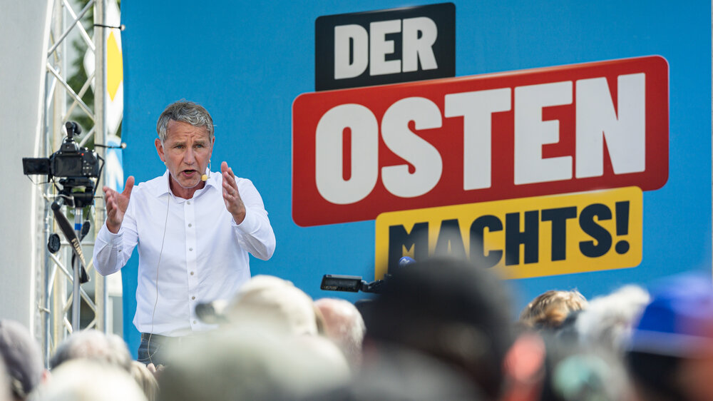Björn Höcke bei einem Wahlkampfauftritt: Die ostdeutschen Unternehmen sehen bei der AfD vornehmlich Risiken Björn Höcke bei einem Wahlkampfauftritt: Die ostdeutschen Unternehmen sehen bei der AfD vornehmlich Risiken