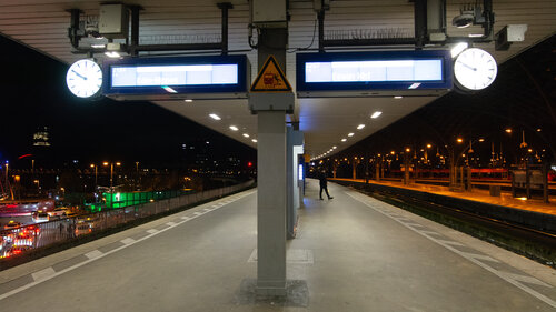 Leere Bahngleise
