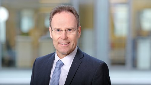 Dr. Hagen Lesch, Leiter des Clusters Arbeitswelt und Tarifpolitik