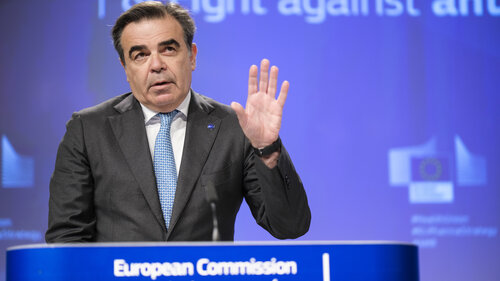 Commission Proposes Pharmaceuticals Reform