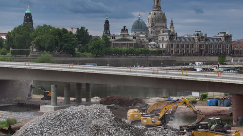 Reconstruction Of Dresden Carola Bridge Continues Following Last Year's Collapse