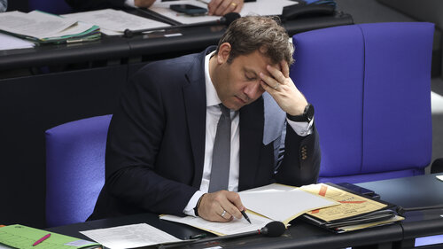 Bundestag Continues 2026 Federal Budget Debates